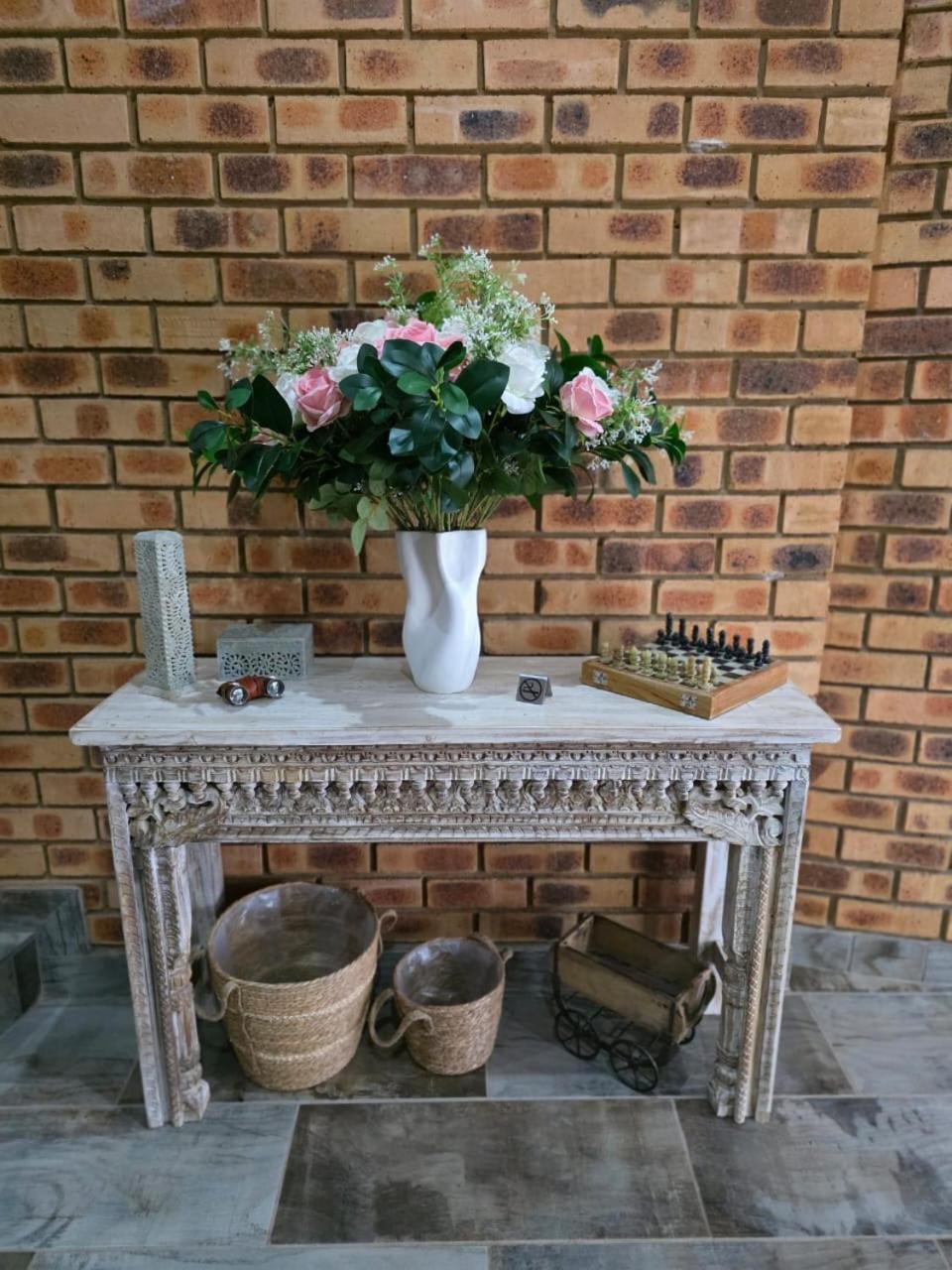 Rocky Mountain Holiday Home Hartbeespoort Extérieur photo