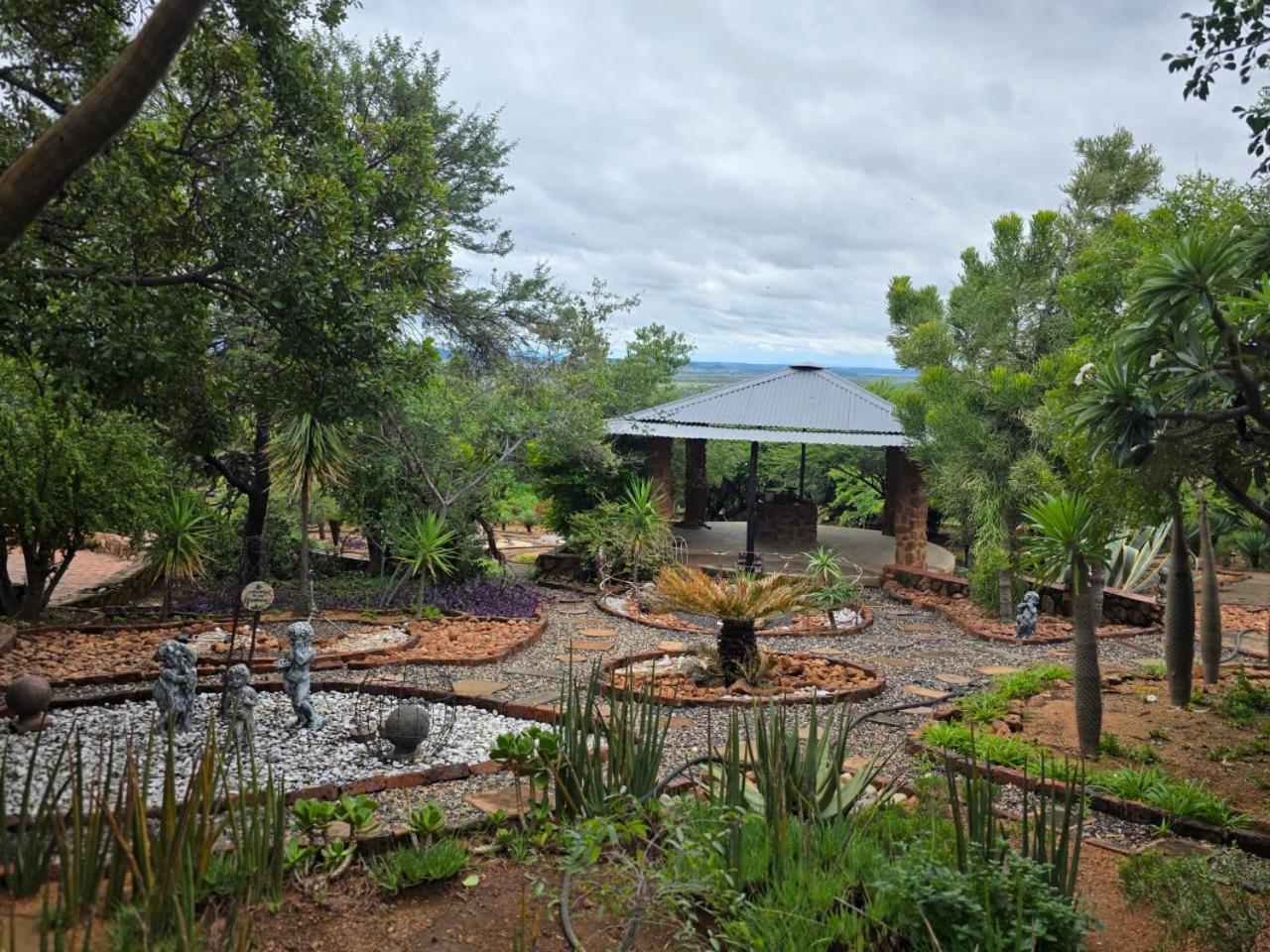 Rocky Mountain Holiday Home Hartbeespoort Extérieur photo