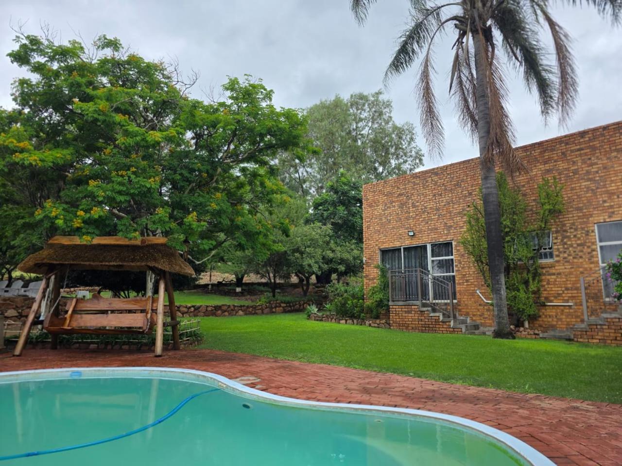 Rocky Mountain Holiday Home Hartbeespoort Extérieur photo