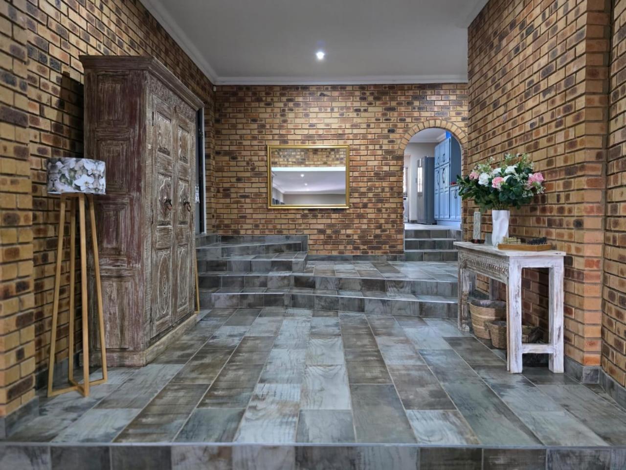 Rocky Mountain Holiday Home Hartbeespoort Extérieur photo