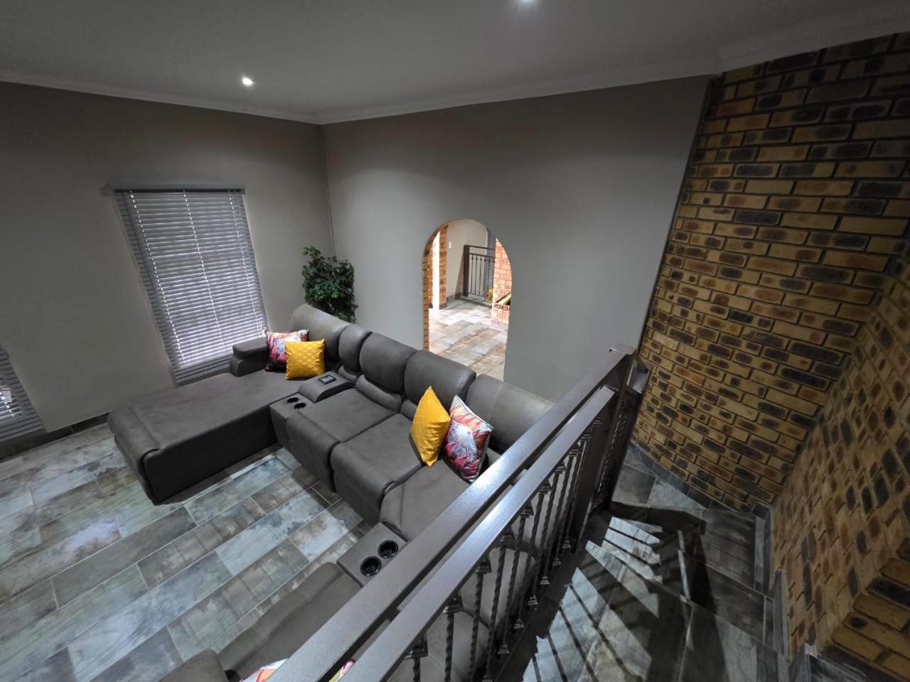 Rocky Mountain Holiday Home Hartbeespoort Extérieur photo