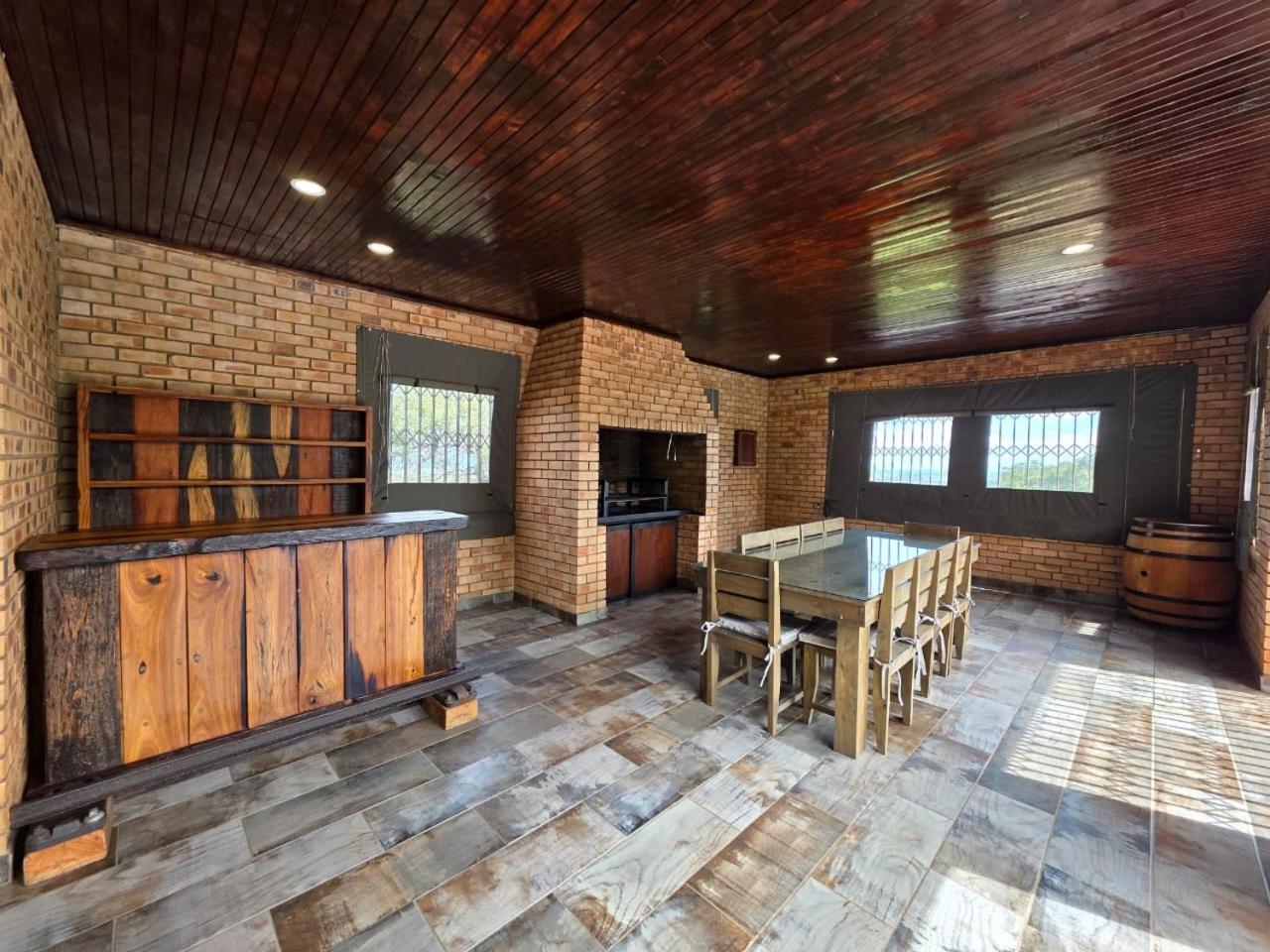 Rocky Mountain Holiday Home Hartbeespoort Extérieur photo