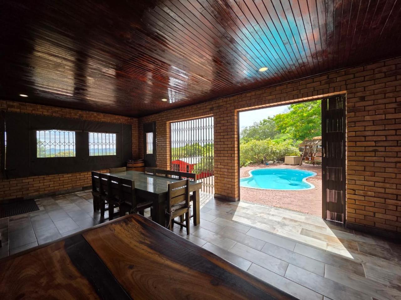 Rocky Mountain Holiday Home Hartbeespoort Extérieur photo